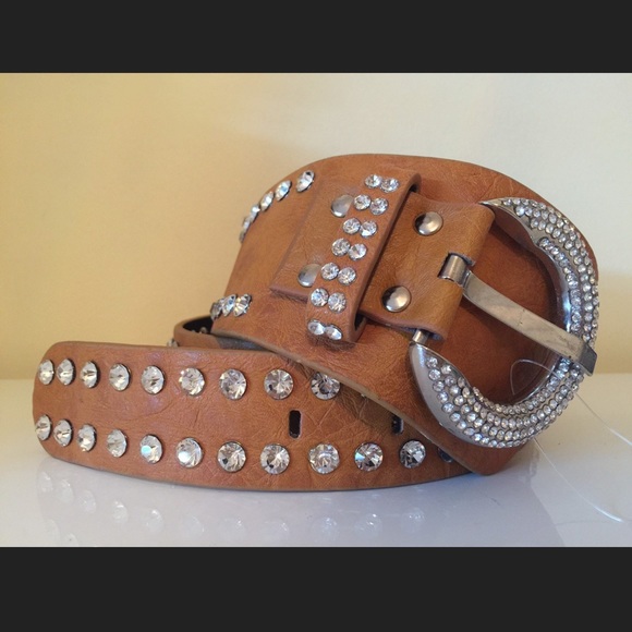 mamosa boutique Accessories - Crystal belt (new)